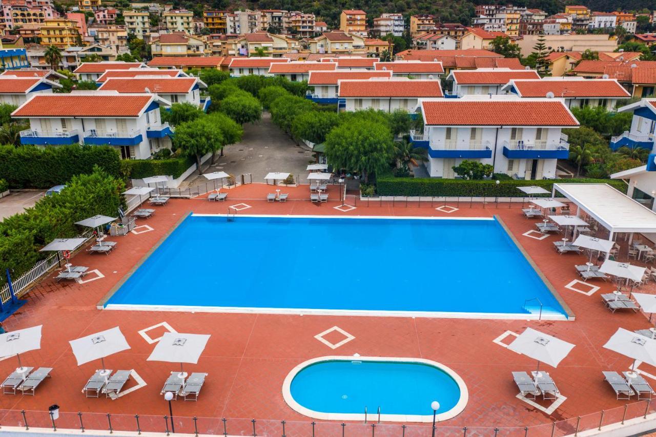 Riviera Del Sole Hotel Resort Spa Piraino Extérieur photo